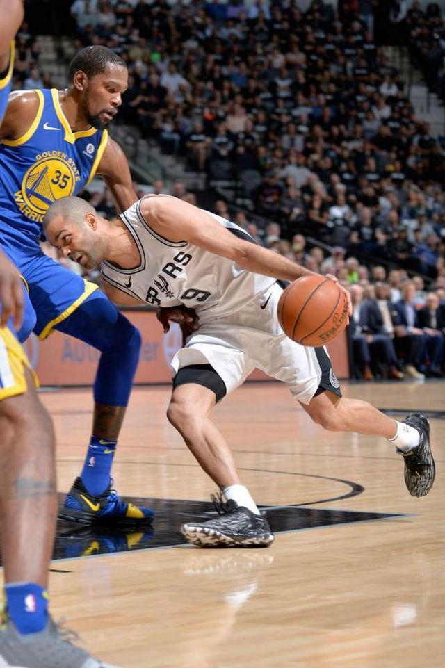 关于勇士外线投篮不中止步不前,遭遇季后赛悬疑的信息 关于勇士外线投篮不中止步不前,遭遇季后赛悬疑的信息