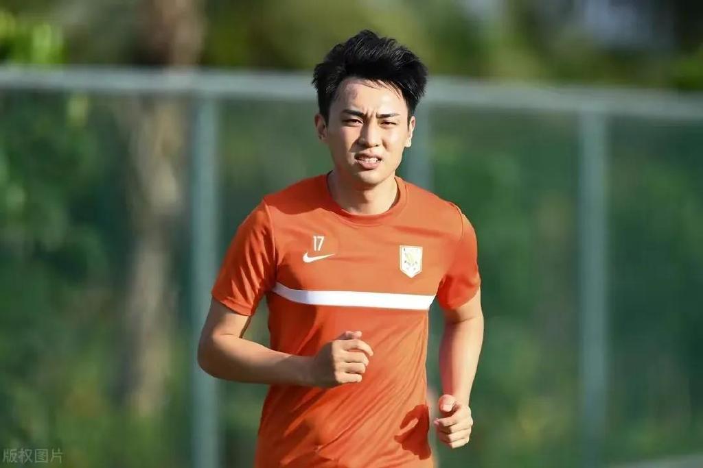 纽伦堡队实力超群,轻松击败对手取胜 纽伦堡队实力超群,轻松击败对手取胜