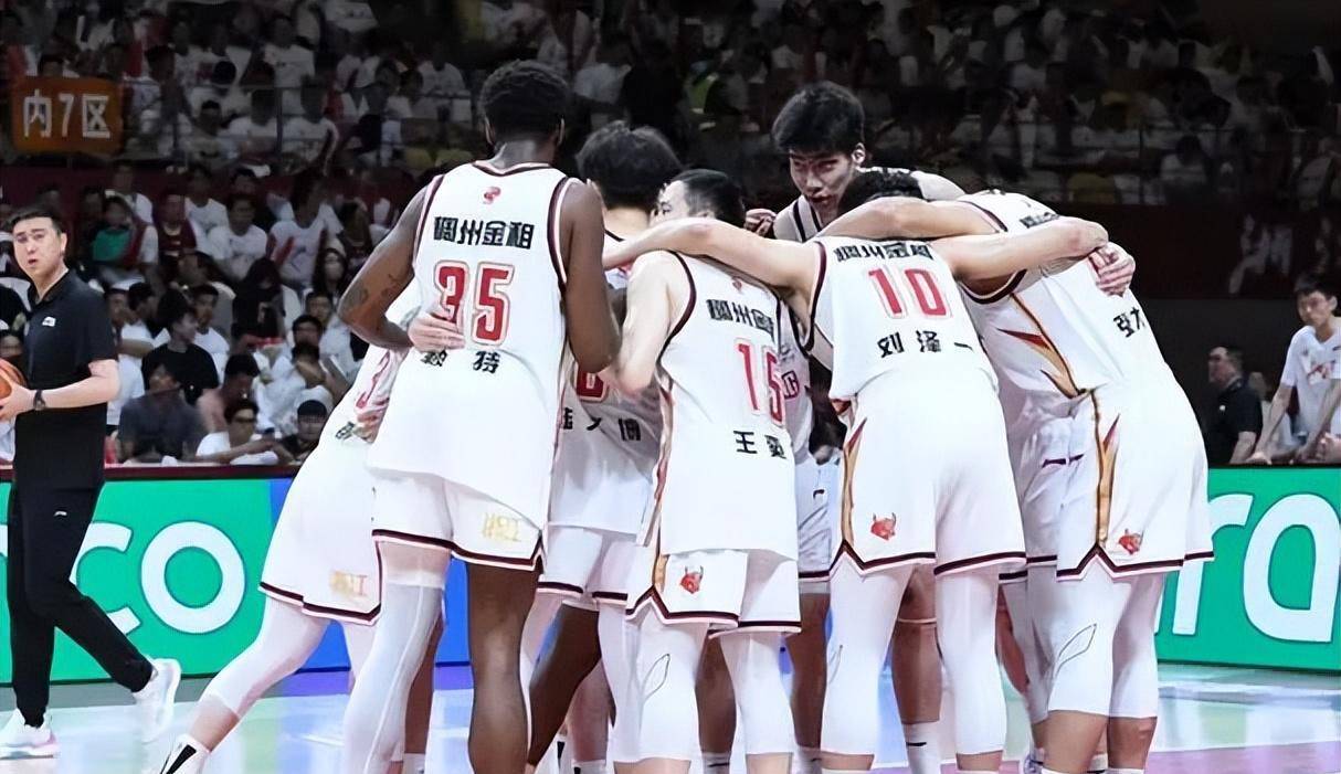 新疆男篮赢得比赛,取得胜利晋级 新疆男篮赢得比赛,取得胜利晋级