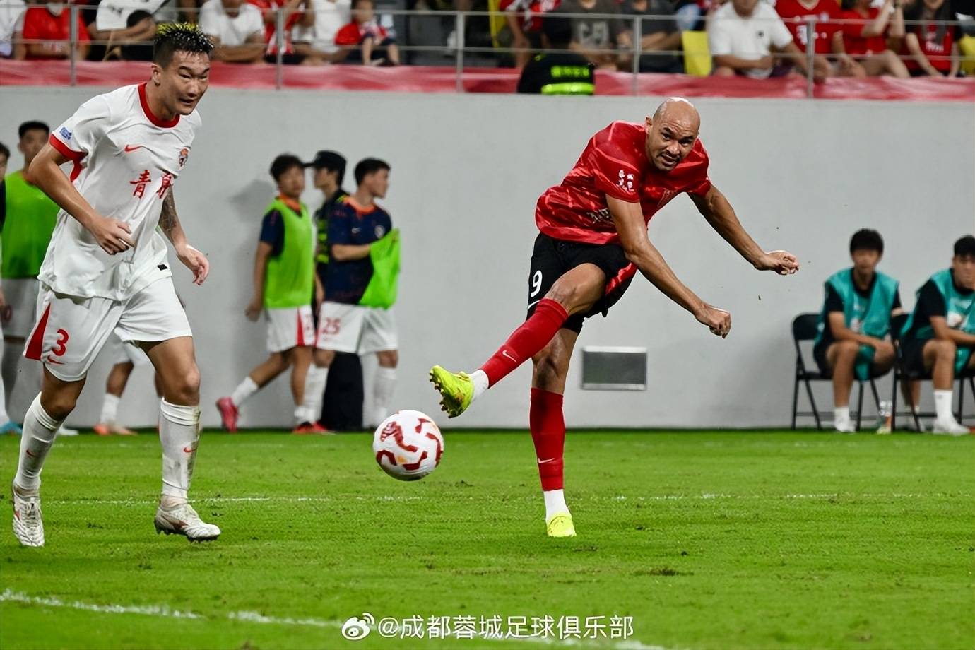 关于中超球队拼尽全力,豪情追求冠军梦想的信息 关于中超球队拼尽全力,豪情追求冠军梦想的信息