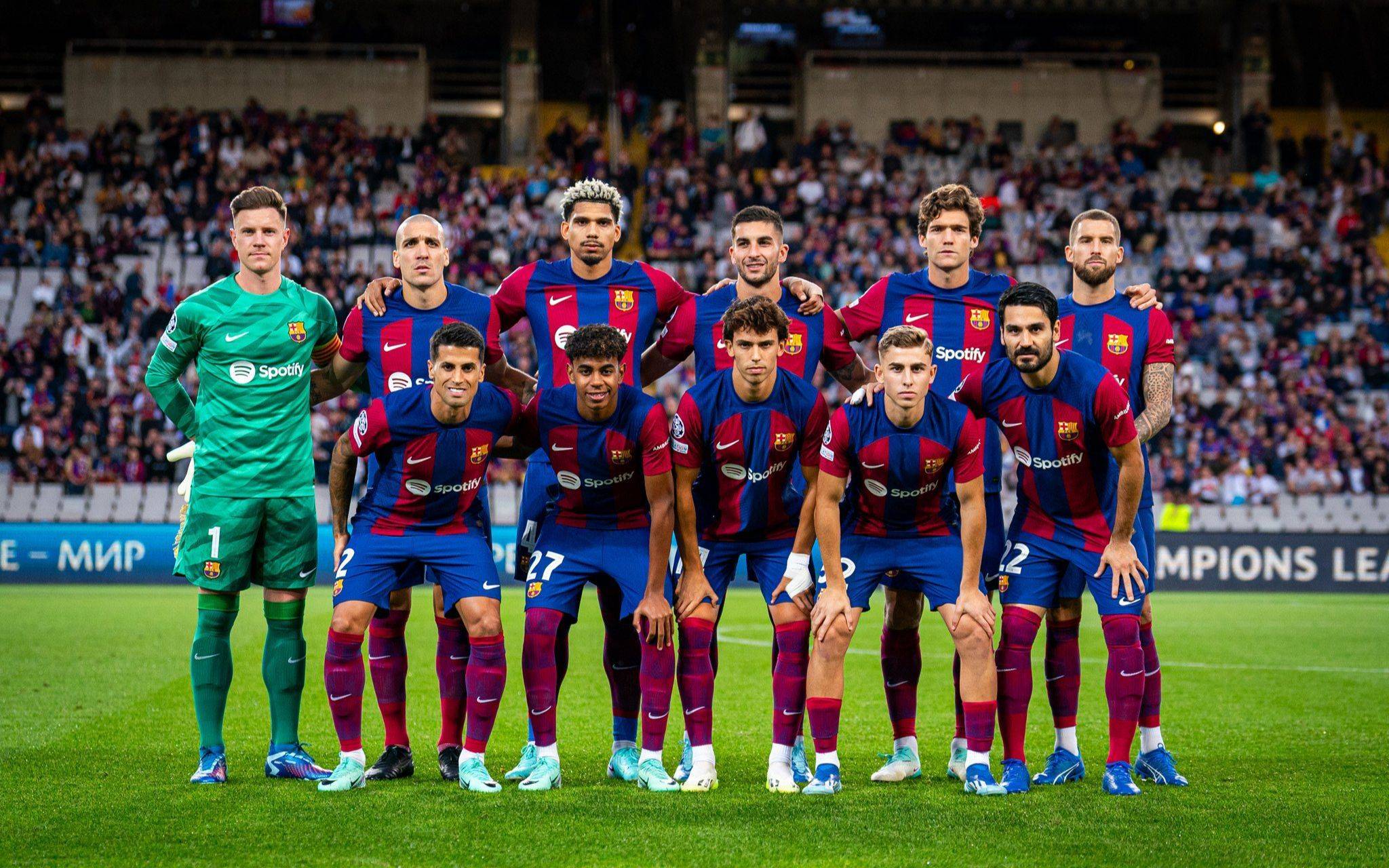 巴塞罗那与尤文图斯上演激烈角逐的简单介绍