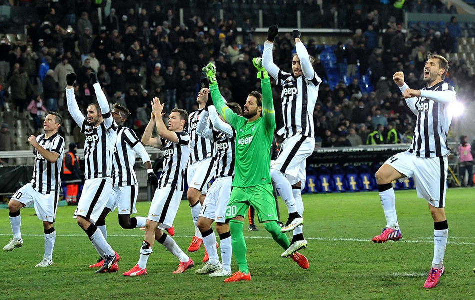 巴塞罗那与尤文图斯上演激烈角逐的简单介绍