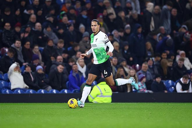 关于利物浦客场-击败伯恩利,取得三分的信息 关于利物浦客场-击败伯恩利,取得三分的信息