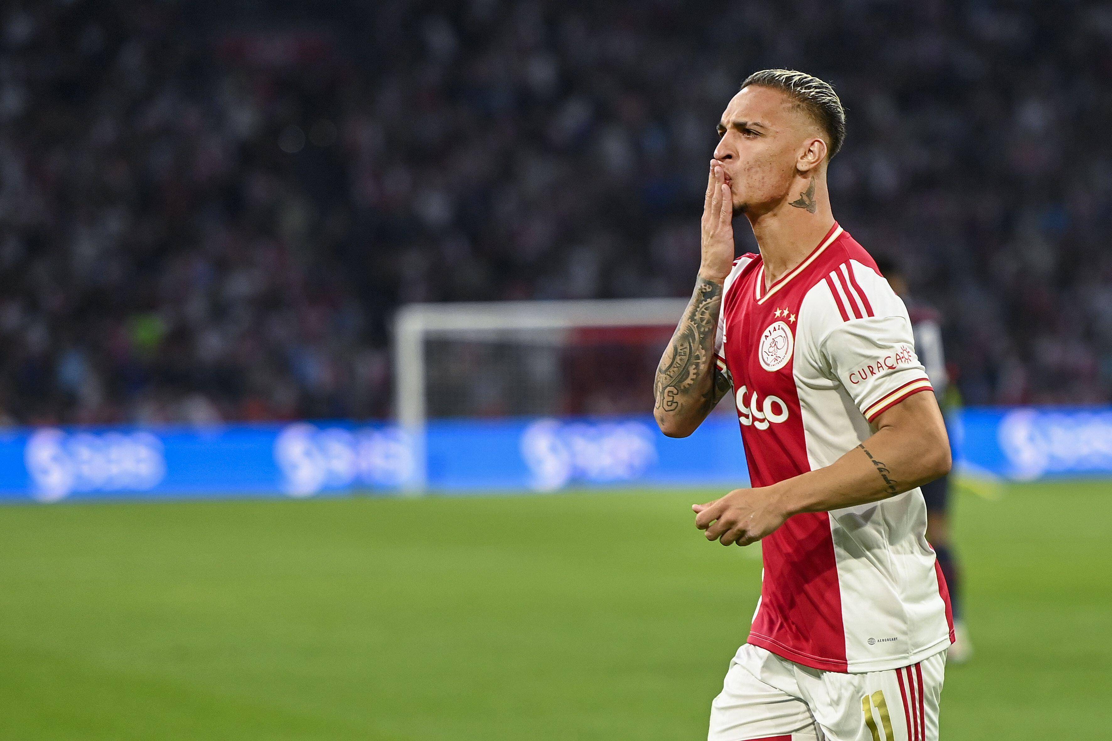 阿贾克斯开赛酝酿：球队备战浴火重生的简单介绍