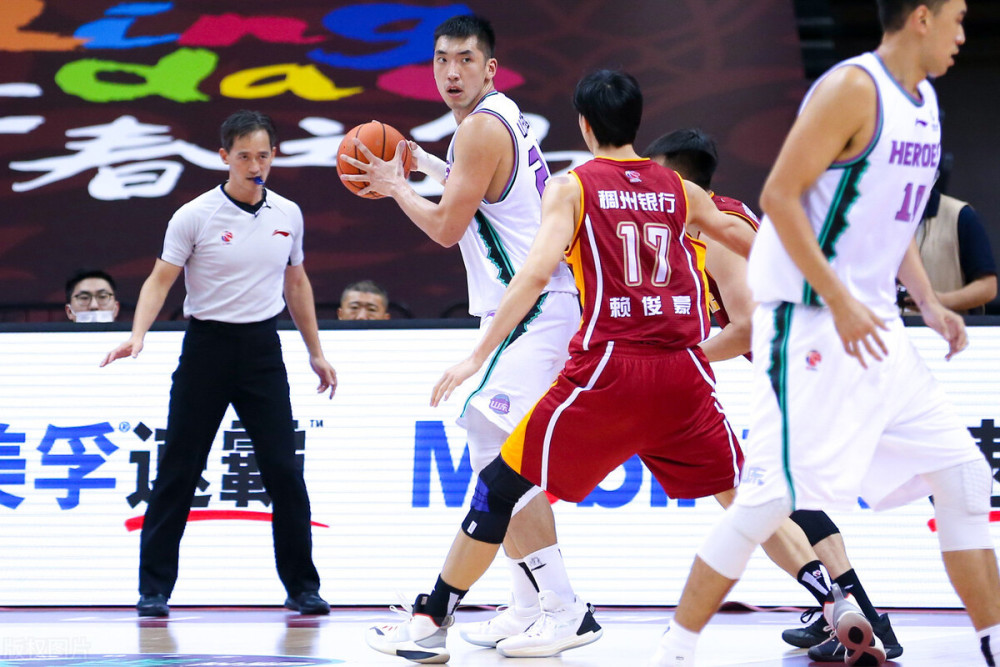 上海对决广东，东西部豪强再度争霸巅峰的简单介绍