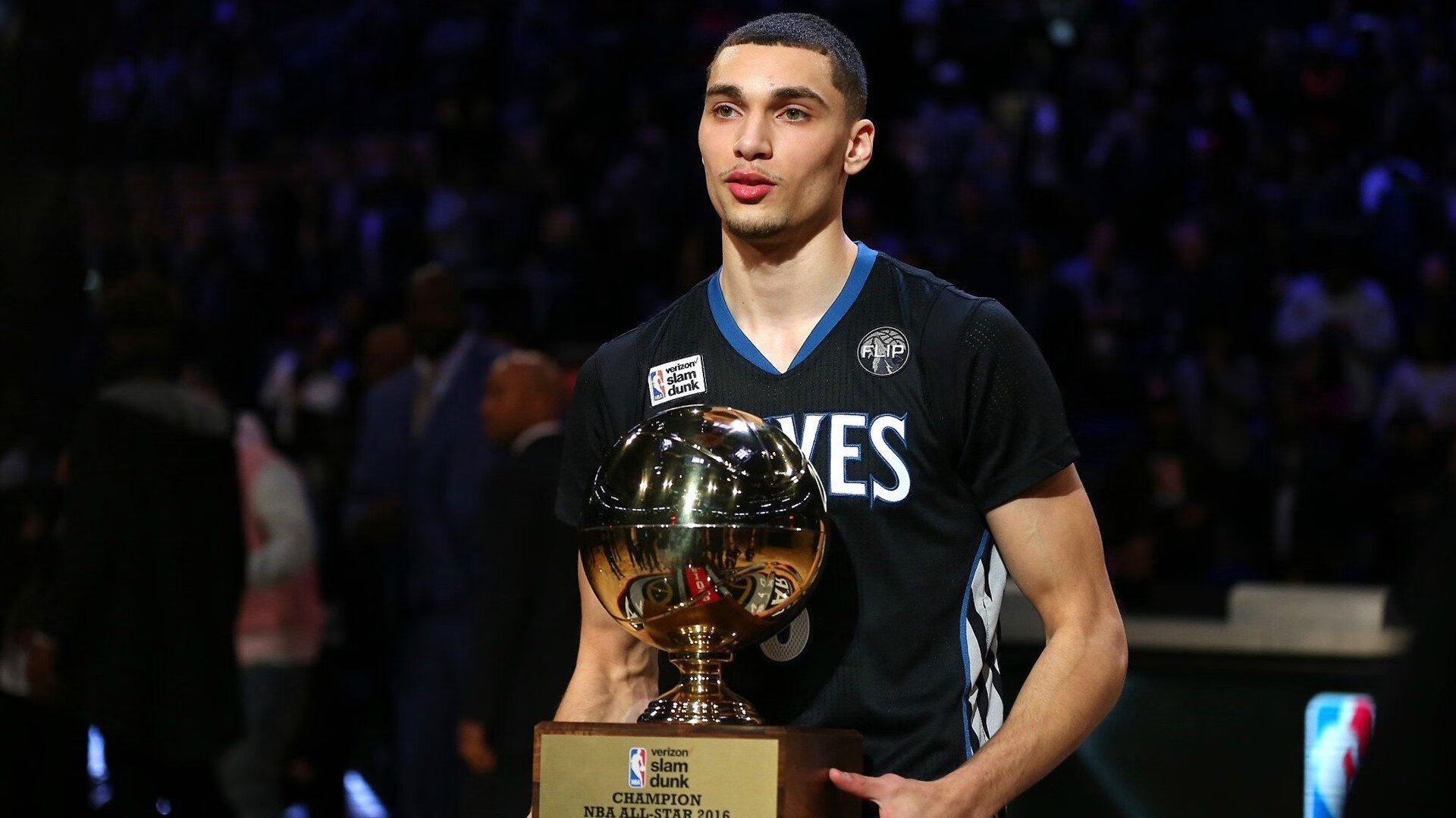 贝蒂斯收割丹麦新星，莱万数据封神背后的战术革命